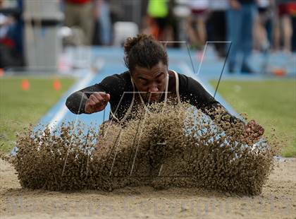 Thumbnail 1 in UHSAA 5A Track and Field Championships photogallery.