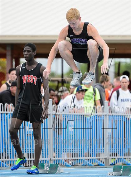 Thumbnail 3 in UHSAA 5A Track and Field Championships photogallery.