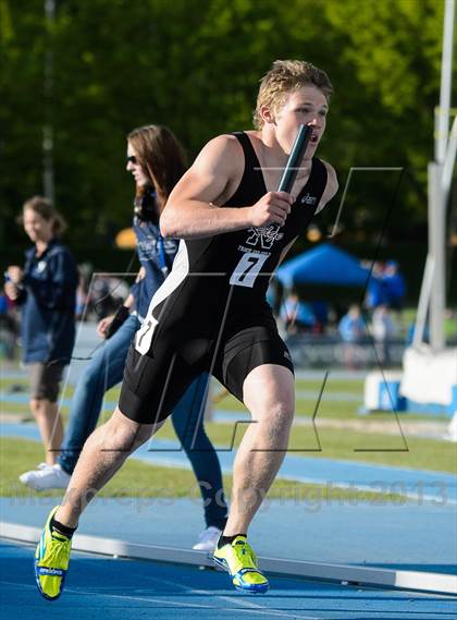 Thumbnail 3 in UHSAA 5A Track and Field Championships photogallery.