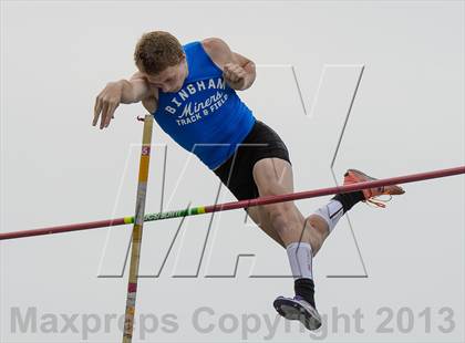 Thumbnail 1 in UHSAA 5A Track and Field Championships photogallery.