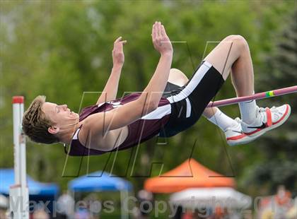 Thumbnail 3 in UHSAA 5A Track and Field Championships photogallery.