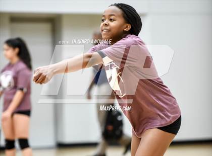 Thumbnail 1 in Guyer [John H.] @ Wylie photogallery.