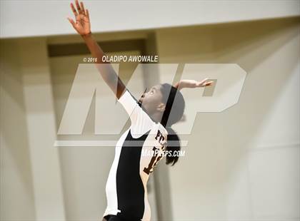 Thumbnail 1 in Guyer [John H.] @ Wylie photogallery.
