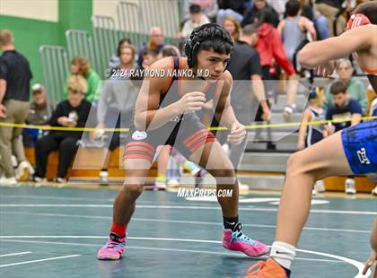 Thumbnail 2 in Yorktown Invitational  photogallery.