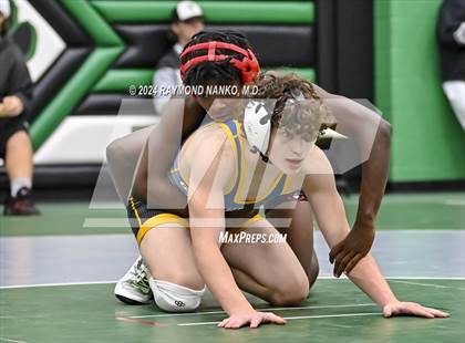 Thumbnail 1 in Yorktown Invitational  photogallery.