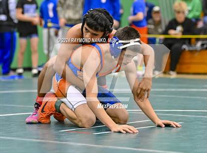 Thumbnail 2 in Yorktown Invitational  photogallery.