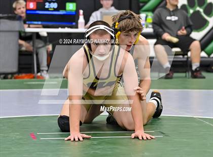 Thumbnail 3 in Yorktown Invitational  photogallery.