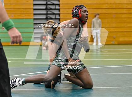 Thumbnail 3 in Yorktown Invitational  photogallery.