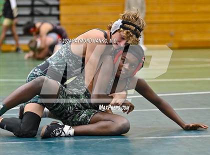 Thumbnail 2 in Yorktown Invitational  photogallery.