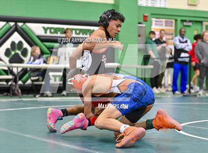 Thumbnail 3 in Yorktown Invitational  photogallery.