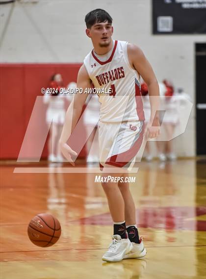 Thumbnail 3 in Lone Oak vs. Leonard (UIL Basketball 3A Region II Bi-District) photogallery.