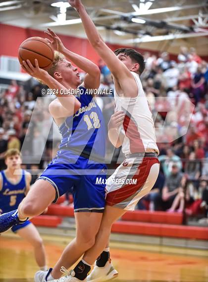 Thumbnail 2 in Lone Oak vs. Leonard (UIL Basketball 3A Region II Bi-District) photogallery.