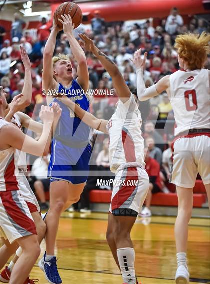Thumbnail 2 in Lone Oak vs. Leonard (UIL Basketball 3A Region II Bi-District) photogallery.