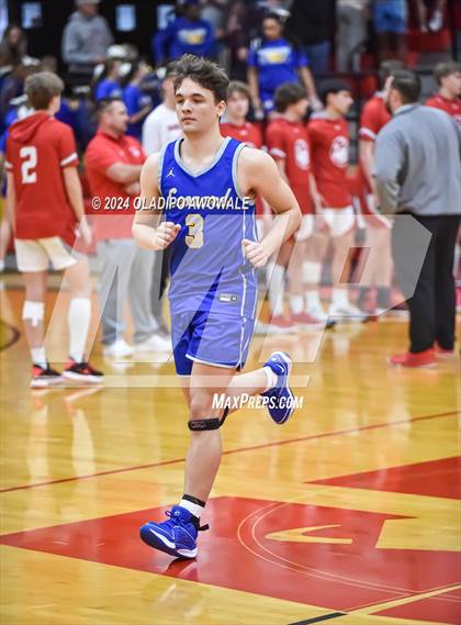Thumbnail 3 in Lone Oak vs. Leonard (UIL Basketball 3A Region II Bi-District) photogallery.