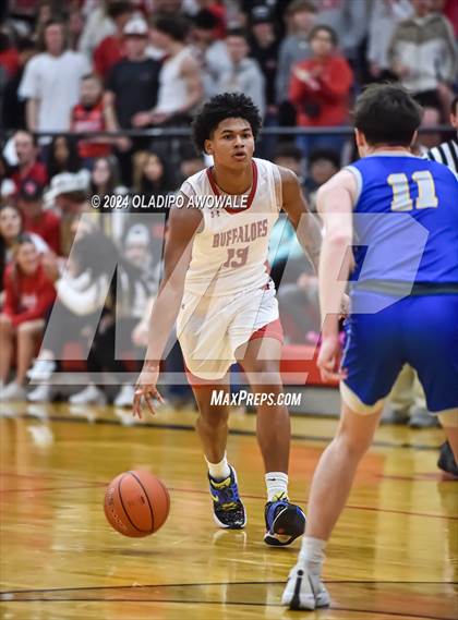 Thumbnail 3 in Lone Oak vs. Leonard (UIL Basketball 3A Region II Bi-District) photogallery.