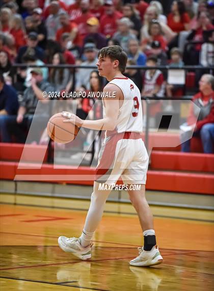 Thumbnail 2 in Lone Oak vs. Leonard (UIL Basketball 3A Region II Bi-District) photogallery.