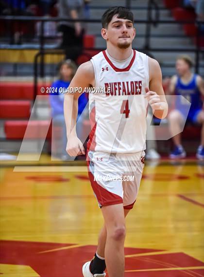 Thumbnail 2 in Lone Oak vs. Leonard (UIL Basketball 3A Region II Bi-District) photogallery.