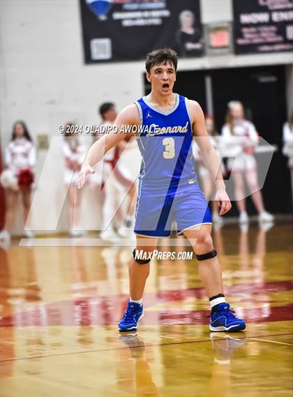 Thumbnail 2 in Lone Oak vs. Leonard (UIL Basketball 3A Region II Bi-District) photogallery.
