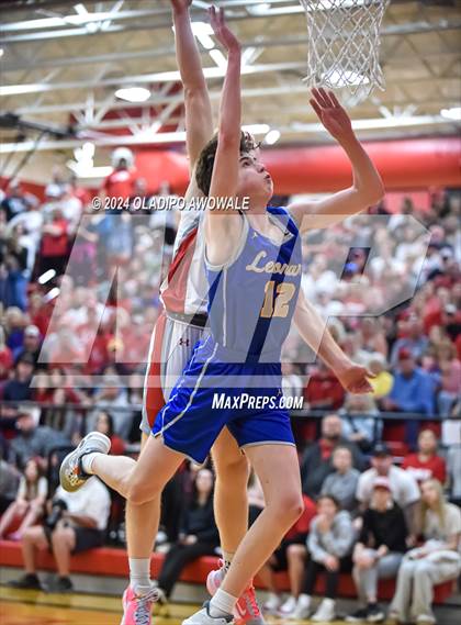 Thumbnail 1 in Lone Oak vs. Leonard (UIL Basketball 3A Region II Bi-District) photogallery.