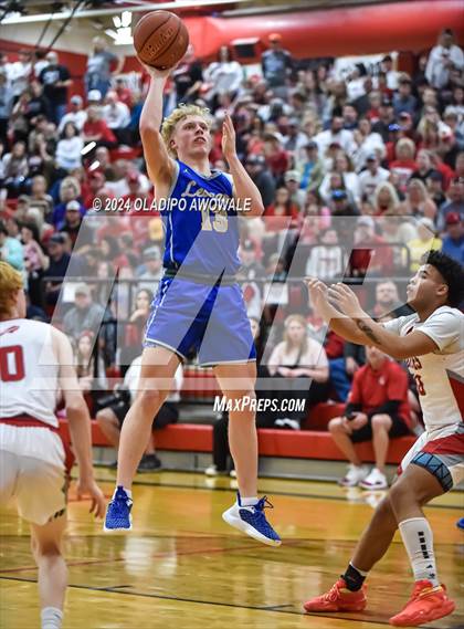 Thumbnail 3 in Lone Oak vs. Leonard (UIL Basketball 3A Region II Bi-District) photogallery.