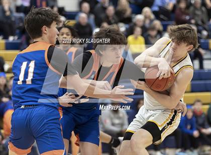 Thumbnail 3 in Clayton vs  Vianney (Rotating 8 Tournament) photogallery.
