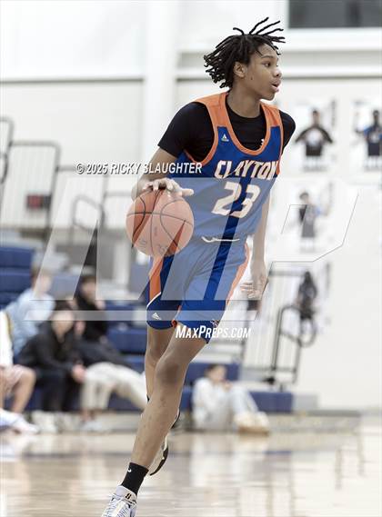 Thumbnail 2 in Clayton vs  Vianney (Rotating 8 Tournament) photogallery.