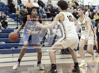 Thumbnail 1 in Clayton vs  Vianney (Rotating 8 Tournament) photogallery.