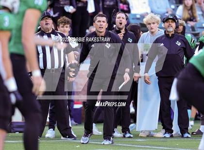 Thumbnail 1 in Southlake Carroll vs. Highland Park (UIL 6A DII Regional Semifinals) photogallery.
