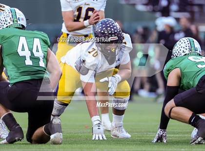 Thumbnail 2 in Southlake Carroll vs. Highland Park (UIL 6A DII Regional Semifinals) photogallery.