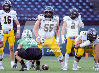 Thumbnail 1 in Southlake Carroll vs. Highland Park (UIL 6A DII Regional Semifinals) photogallery.