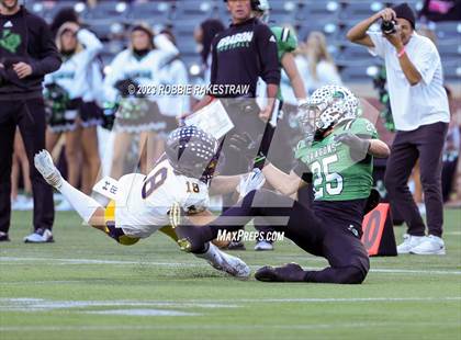 Thumbnail 1 in Southlake Carroll vs. Highland Park (UIL 6A DII Regional Semifinals) photogallery.