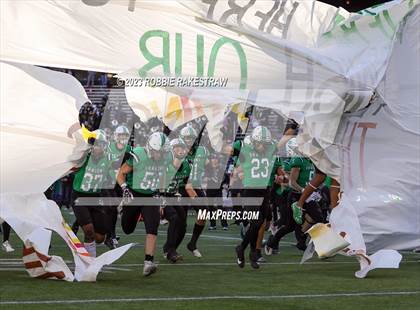 Thumbnail 2 in Southlake Carroll vs. Highland Park (UIL 6A DII Regional Semifinals) photogallery.
