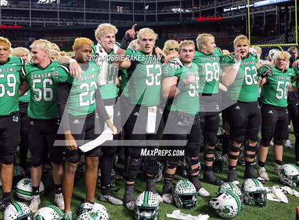 Thumbnail 1 in Southlake Carroll vs. Highland Park (UIL 6A DII Regional Semifinals) photogallery.