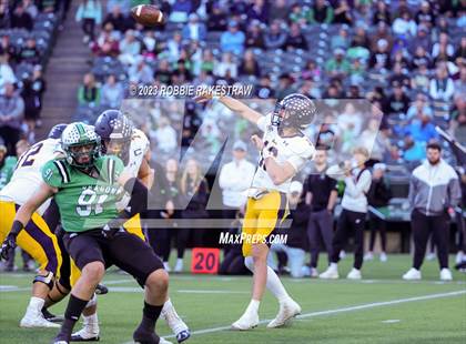 Thumbnail 2 in Southlake Carroll vs. Highland Park (UIL 6A DII Regional Semifinals) photogallery.