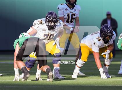 Thumbnail 3 in Southlake Carroll vs. Highland Park (UIL 6A DII Regional Semifinals) photogallery.