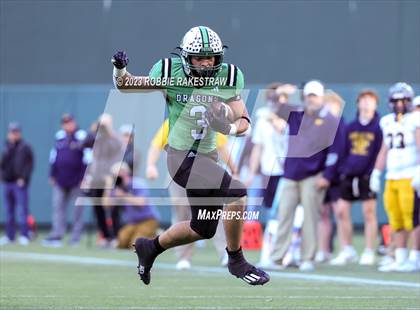 Thumbnail 2 in Southlake Carroll vs. Highland Park (UIL 6A DII Regional Semifinals) photogallery.