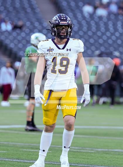 Thumbnail 3 in Southlake Carroll vs. Highland Park (UIL 6A DII Regional Semifinals) photogallery.