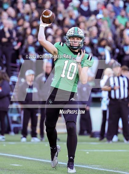 Thumbnail 3 in Southlake Carroll vs. Highland Park (UIL 6A DII Regional Semifinals) photogallery.