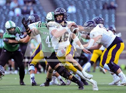 Thumbnail 1 in Southlake Carroll vs. Highland Park (UIL 6A DII Regional Semifinals) photogallery.