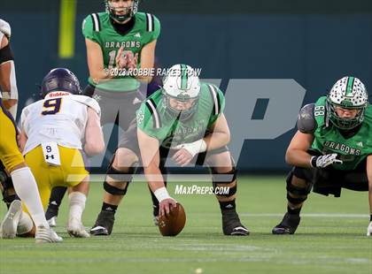 Thumbnail 3 in Southlake Carroll vs. Highland Park (UIL 6A DII Regional Semifinals) photogallery.