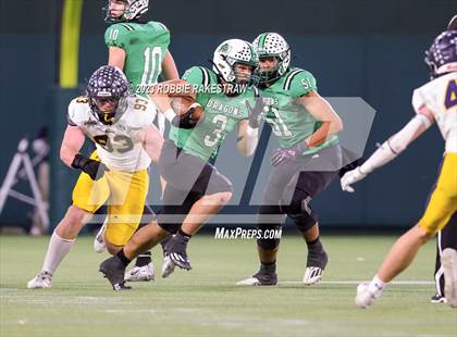 Thumbnail 3 in Southlake Carroll vs. Highland Park (UIL 6A DII Regional Semifinals) photogallery.