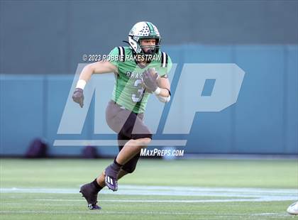 Thumbnail 1 in Southlake Carroll vs. Highland Park (UIL 6A DII Regional Semifinals) photogallery.