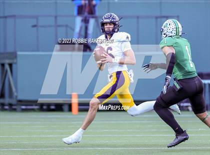 Thumbnail 3 in Southlake Carroll vs. Highland Park (UIL 6A DII Regional Semifinals) photogallery.