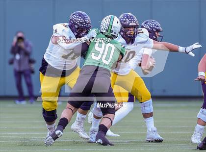 Thumbnail 3 in Southlake Carroll vs. Highland Park (UIL 6A DII Regional Semifinals) photogallery.