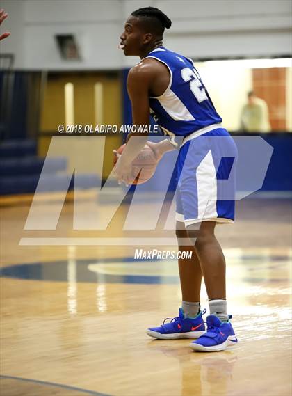 Thumbnail 2 in Mesquite vs. Nolan Catholic (Knights of Columbus Tournament) photogallery.