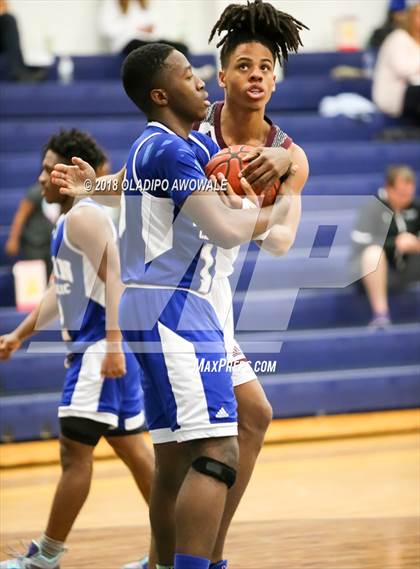 Thumbnail 1 in Mesquite vs. Nolan Catholic (Knights of Columbus Tournament) photogallery.
