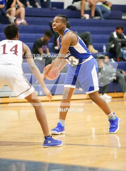 Thumbnail 3 in Mesquite vs. Nolan Catholic (Knights of Columbus Tournament) photogallery.
