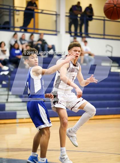 Thumbnail 3 in Mesquite vs. Nolan Catholic (Knights of Columbus Tournament) photogallery.