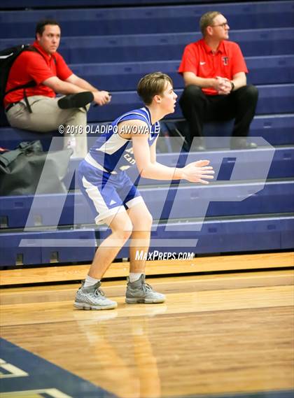 Thumbnail 2 in Mesquite vs. Nolan Catholic (Knights of Columbus Tournament) photogallery.