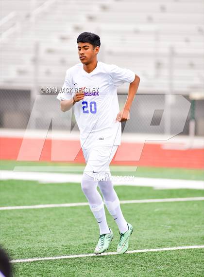 Thumbnail 1 in Camelback vs. Campo Verde photogallery.